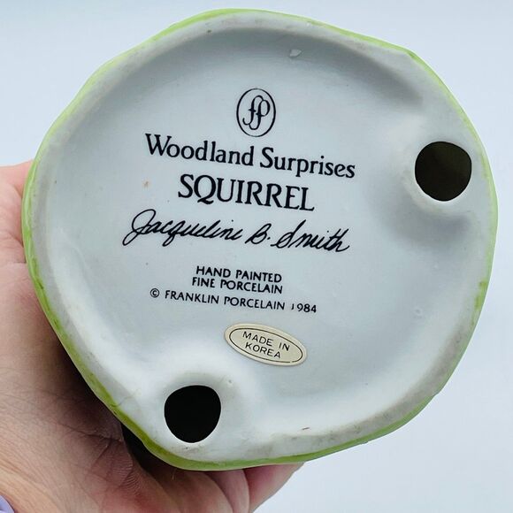 Vintage Franklin Porcelain Squirrel in Tree Stump Woodland Surprises Series 1984 - Picture 5 of 9